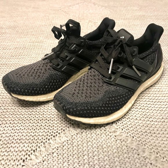 adidas Shoes - (T-1 day)*Retired* EUC Adidas Black UltraBoost ATR
